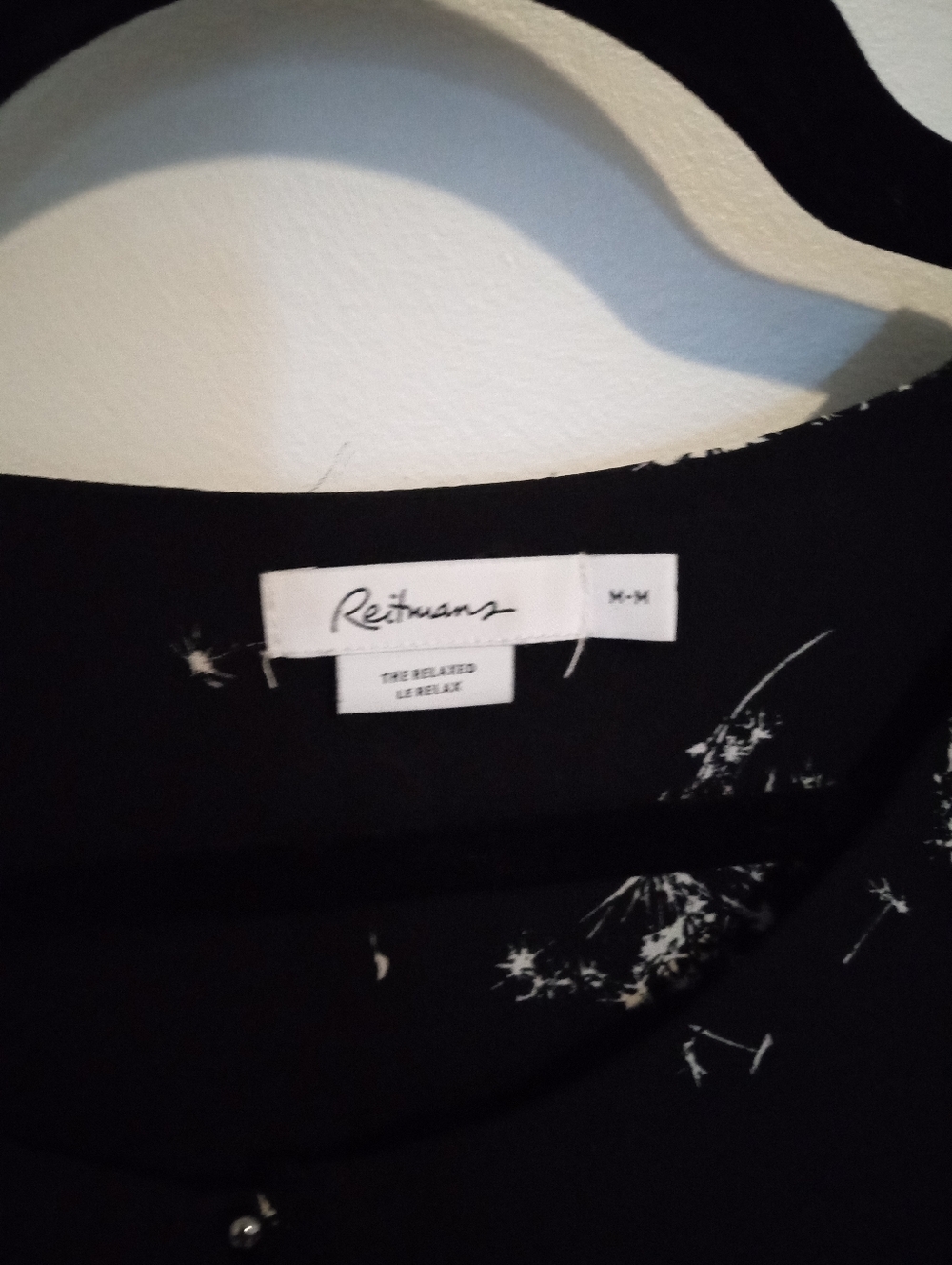 Relaxed Fit Dandelion Pattern Blouse Reitmans - Picture 2 of 6
